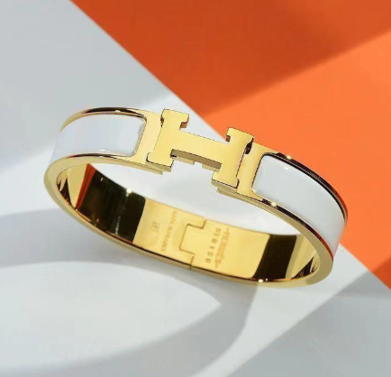 Luxury H-Inspired Titanium Steel Bracelet for Women Elegant Designer-Style Bangle