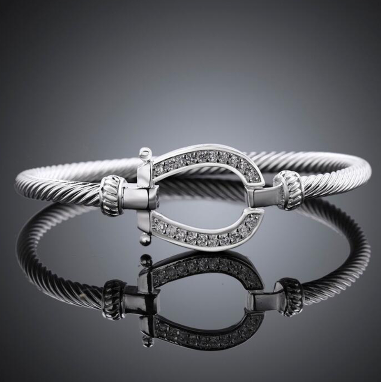 Luxe Crystal Sparkle Bracelet | Dazzling Diamond-Accented Jewelry for Women